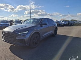 Audi Q8, 3.0 l., cross-country | 2