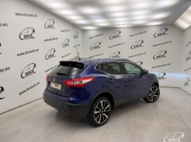 Nissan Qashqai | 1