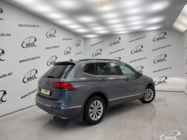 Volkswagen Tiguan | 1