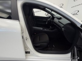 Mazda 3, 2.0 l., hečbekas | 3