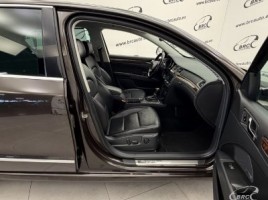 Skoda Superb, 2.0 l., sedanas | 3