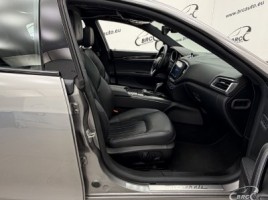 Maserati Ghibli, 3.0 l., saloon | 3