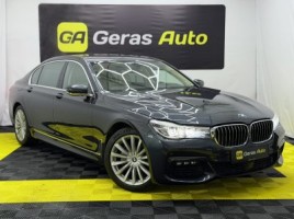 BMW 740 | 2