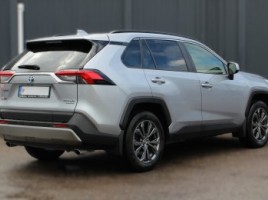 Toyota RAV4 | 1