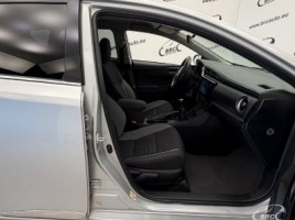 Toyota Auris, 1.6 l., hečbekas | 3