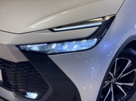 Toyota C-HR, 1.8 l., hečbekas | 2