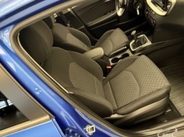 Kia Cee'd, 1.5 l., hatchback | 4