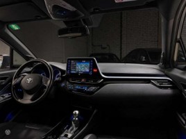 Toyota C-HR | 3
