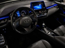 Toyota C-HR | 3