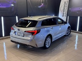 Toyota Corolla | 1