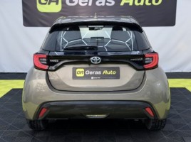 Toyota Yaris | 4