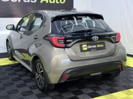 Toyota Yaris | 3