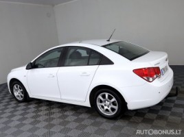 Chevrolet, 2.0 l., sedanas | 3