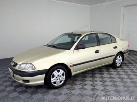 Toyota, 1.6 l., sedanas | 1