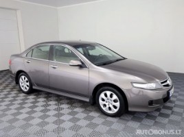 Honda sedanas
