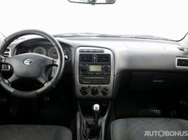 Toyota, 1.6 l., sedanas | 4