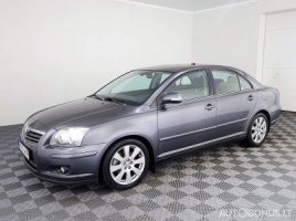 Toyota, 2.0 l., sedanas | 1