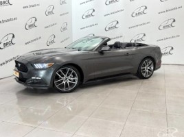 Ford Mustang, 2.3 l., convertible | 1