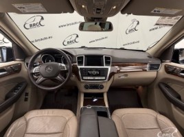 Mercedes-Benz GL350, 3.0 l., cross-country | 2