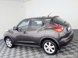 Nissan, 1.6 l., hatchback | 3
