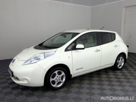 Nissan, hatchback | 1