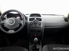 Renault | 4