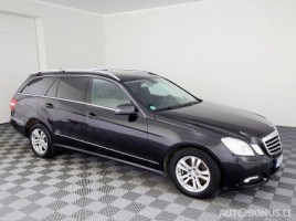 Mercedes-Benz universalas