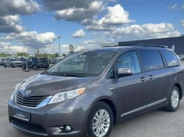Toyota Sienna | 1