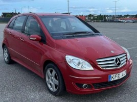 Mercedes-Benz B200 | 1