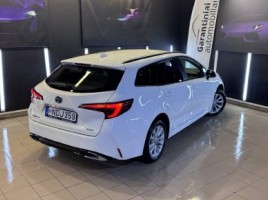 Toyota Corolla | 1