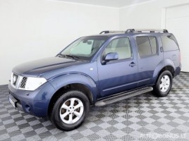 Nissan, 2.5 l., visureigis | 1