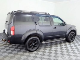 Nissan, 2.5 l., visureigis | 2