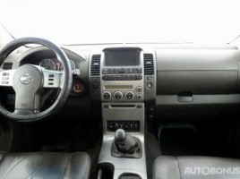 Nissan, 2.5 l., visureigis | 4