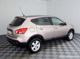 Nissan | 2