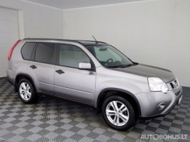 Nissan visureigis