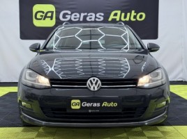 Volkswagen Golf | 1