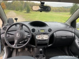 Toyota Yaris, 1.4 l., Хэтчбек | 3