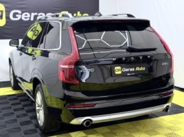 Volvo XC90 | 3