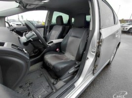Toyota Prius, 1.8 l., hečbekas | 4