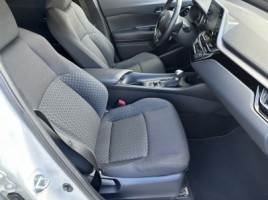 Toyota C-HR, 1.8 l., visureigis | 3