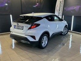 Toyota C-HR, 1.8 l., visureigis | 1