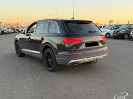 Audi Q7 | 3