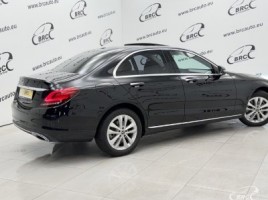 Mercedes-Benz C300, 2.0 l., sedanas | 1