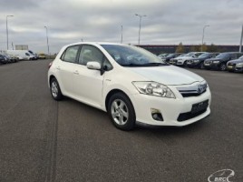 Toyota Auris hečbekas