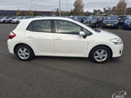 Toyota Auris, 1.8 l., hečbekas | 3