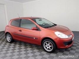 Renault hečbekas