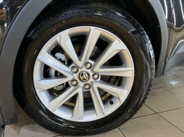 Toyota C-HR, 1.8 l., visureigis | 3