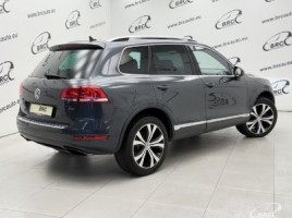 Volkswagen Touareg, 4.1 l., Внедорожник | 1