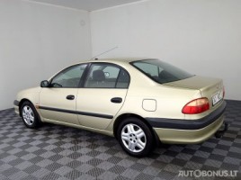 Toyota, 1.6 l., sedanas | 3