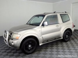 Mitsubishi, 3.2 l., visureigis | 1